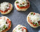 Foto del paso 8 de la receta: Mini pizzas crujientes al sartén