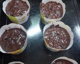 Foto langkah ke 5 dari resep Muffin Pisang Coklat.