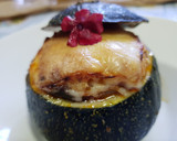 Foto del paso 4 de la receta: Calabacín luna relleno de pisto y pavo