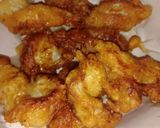 รูปขั้นตอนการทำที่ 3 ของ ไก่ทอดกรอบคลุกซอสเทอริยากิ (Crispy Fried Chicken Tossed in Teriyaki Sauce)