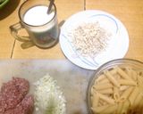 Foto langkah ke 2 dari resep Simple Penne Carbonara.