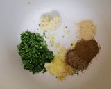 A picture of step 4 of Moroccan Chicken Tagine with Green Olives.