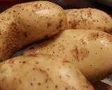 Foto del paso 1 de la receta: Papas cuña al horno