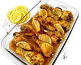Foto del paso 8 de la receta: Muslos de pollo asados con limón, orégano y ajo {receta griega}