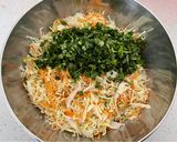 Foto del paso 2 de la receta: Ensalada napolitana con cilantro
