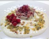 Foto del passaggio 5 della ricetta Tartare di tonno con mousse di frutto della passione
