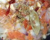 A picture of step 2 of Shahi Gobhi Masala.