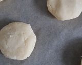 A picture of step 4 of Easy rice biscuits.