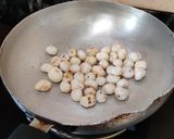 A picture of step 1 of DAHI MAKHANA..