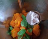 A picture of step 3 of Carrot Yogurt Sunshine smoothie.