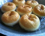 Foto langkah ke 4 dari resep Donat empuk n moist.