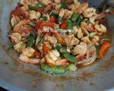 Foto langkah ke 7 dari resep 501. Udang Goreng Mentega.