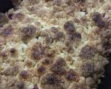 A picture of step 4 of Pear, Banana & Raspberries Crumble.