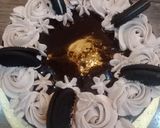 A picture of step 7 of Full chocolate 🍫and oreo cake 🎂.