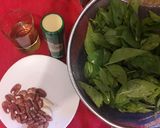 Foto del paso 1 de la receta: Salsa pesto fácil