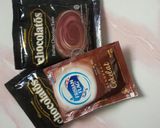 Foto langkah ke 1 dari resep Es Kepal Chocolatos 3 Bahan.