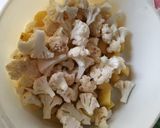 A picture of step 1 of Cauliflower posto.
