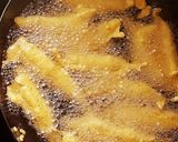 A picture of step 8 of Uggani and Mirchi Bajji.