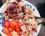 Hình bước làm 1 của món Lòng gà trứng non chấy tỏi
