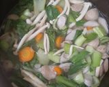 Foto langkah ke 8 dari resep Shabu shabu ala rumahan ; isi bakso & otak-otak.