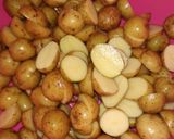 Foto langkah ke 1 dari resep Baby Potato Panggang.