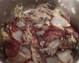 Foto del paso 3 de la receta 🦑🍾Chipirones a la sidra con almejas y patatas💙💛