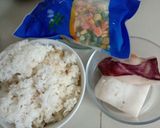 Hình bước làm 1 của món Cơm Chiên Hải Sản Từ Cơm Nguội