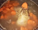 Foto langkah ke 5 dari resep Sup Daging Dengan Kaldu Tulang.