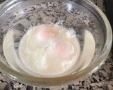 Foto del paso 1 de la receta: Huevos escalfados en microondas