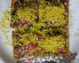 A picture of step 4 of Jain dabeli canapes.