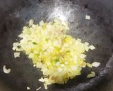 Foto langkah ke 2 dari resep Ayam Cincang Kecap (Isian Bakpao).