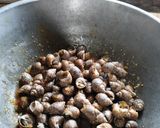 Foto langkah ke 4 dari resep Saus padang keong macan pedas.