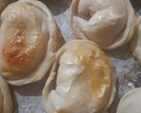 Foto del paso 11 de la receta: Empanaditas de choclo con pollo, salsa blanca y queso