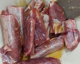 Foto del paso 1 de la receta: Costillas en salsa de tomates secos 🍅 pimiento rojo🌶️ y miel🍯