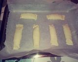 Nutellával töltött kis kiflik dióval megszórva 😋😋 recept fázis 4 fotója