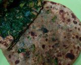 A picture of step 4 of Muli patte ke paratha.