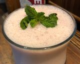 A picture of step 4 of Strawberry cream Shake.