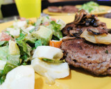 Foto del paso 3 de la receta: Hamburguesas a la plancha con salteado de champiñones y ajos!!!