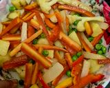 A picture of step 3 of Gajar-Matar ki Sabzi.