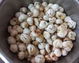 A picture of step 1 of Fox Nut Halwa.