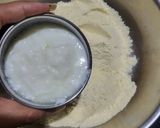 A picture of step 2 of Barley flour pudla.