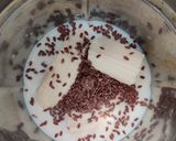 A picture of step 1 of Beetroot banana smoothie.