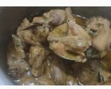 A picture of step 2 of Black chilli chicken.