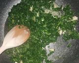Spenótos-tojásos farfalle recept fázis 1 fotója