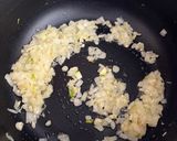 Foto del paso 1 de la receta: Garbanzos de bote con calabacín