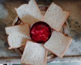 વધારેલી બ્રેડ (Vadhareli Bread Recipe In Gujarati) રેસીપી સ્ટેપ1ફોટો