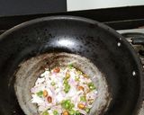 A picture of step 4 of Kanda Poha.