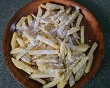 Foto langkah ke 2 dari resep French Fries seenak KaeFCi.