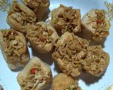 Foto langkah ke 4 dari resep Tahu Isi Indomie Rawit.