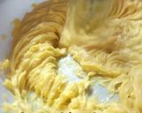 Foto langkah ke 1 dari resep Kastengel keju renyah tanpa cetakan.